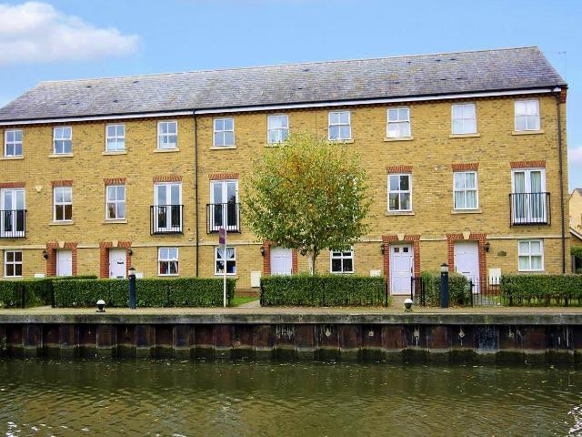 House for rent in Ashlyns Estate, Pouchen End