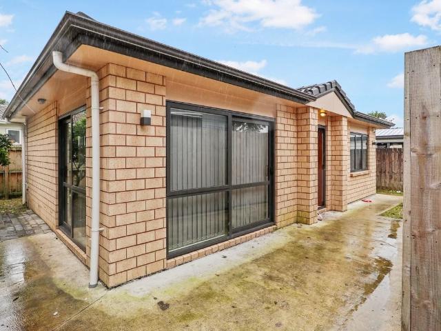House for rent in Manurewa, Oroua County