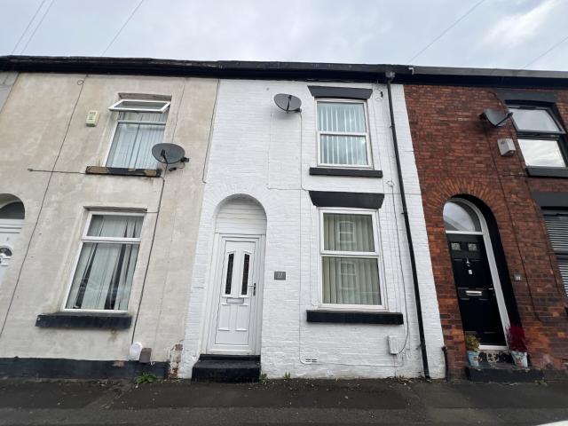 House for rent in Guide Bridge, Greenheys