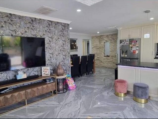 House for rent in Ballajura, Western Australia