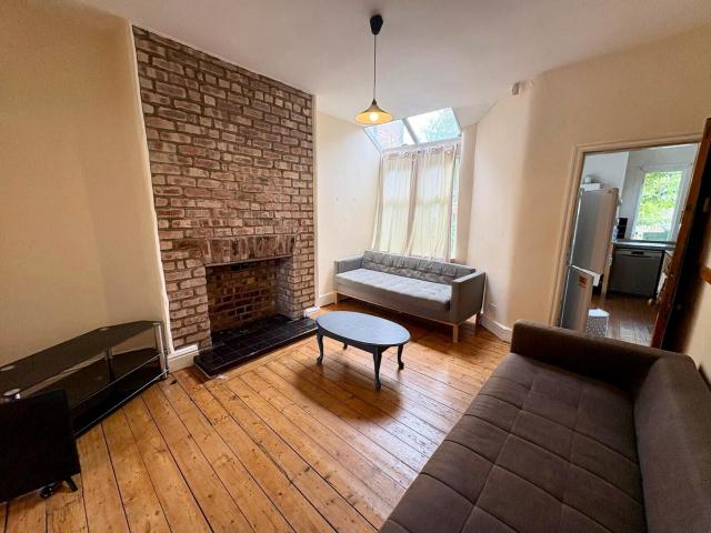 House for rent in Georgia, Greater Manchester