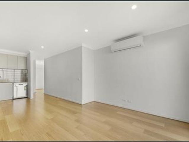 Townhouse for rent in Camerons Creek, Victoria