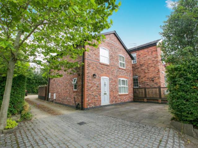House for rent in Fulshaw Park, Wilmslow