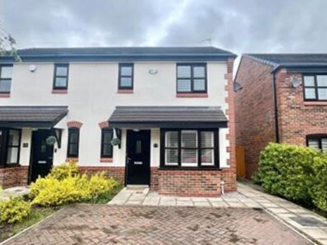 House for rent in Hazel Grove, Greater Manchester