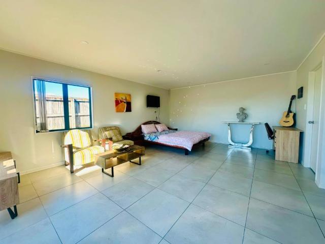 House for rent in Howick, Oroua County