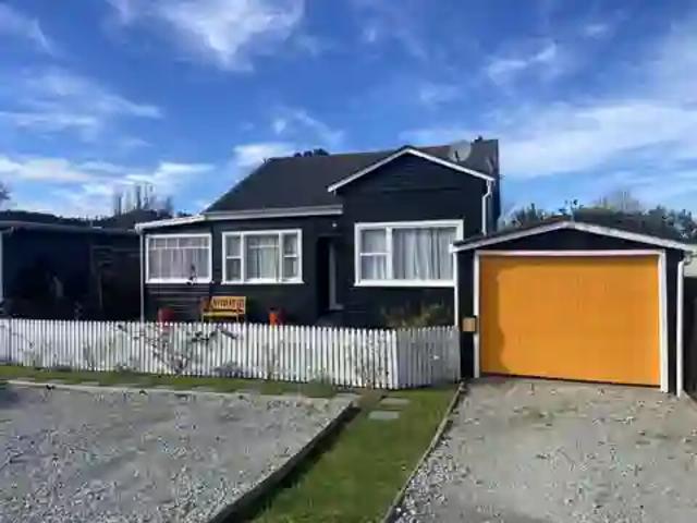 House for rent in East Coast