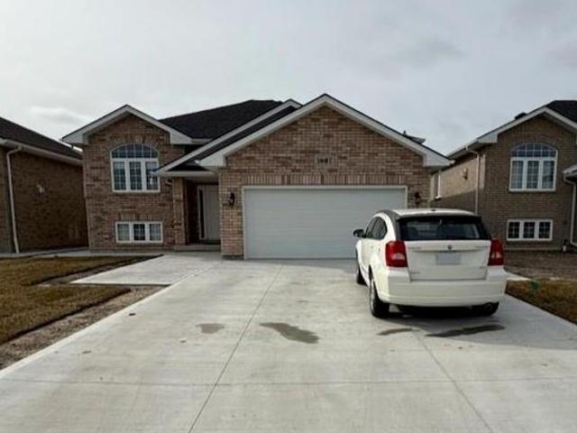 House for rent in Lakeshore, Ontario