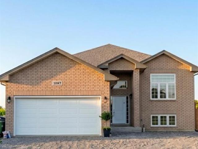 House for rent in Lakeshore, Ontario