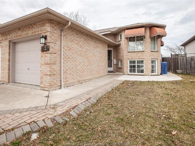 House for rent in Maidstone, Ontario