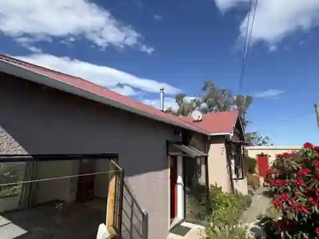 House for rent in Otakou