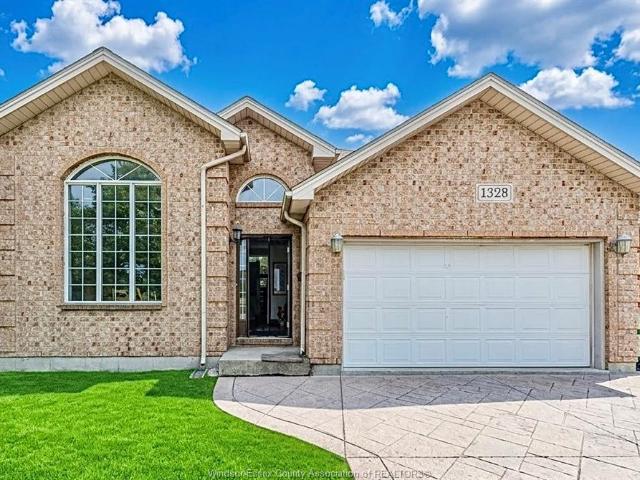 House for rent in Maidstone, Ontario
