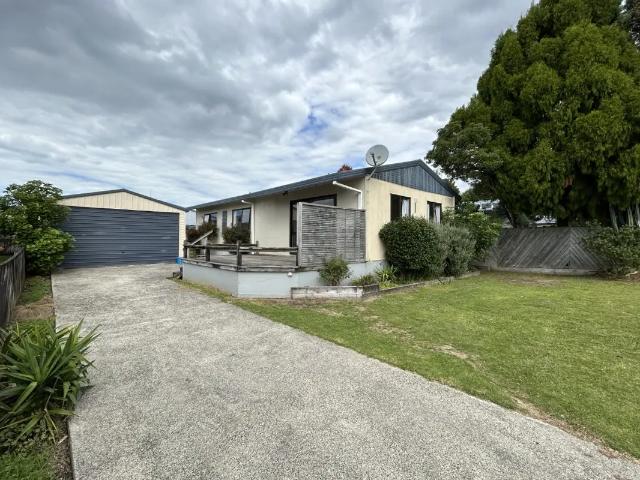 House for rent in Te Ranga, Bay Of Plenty