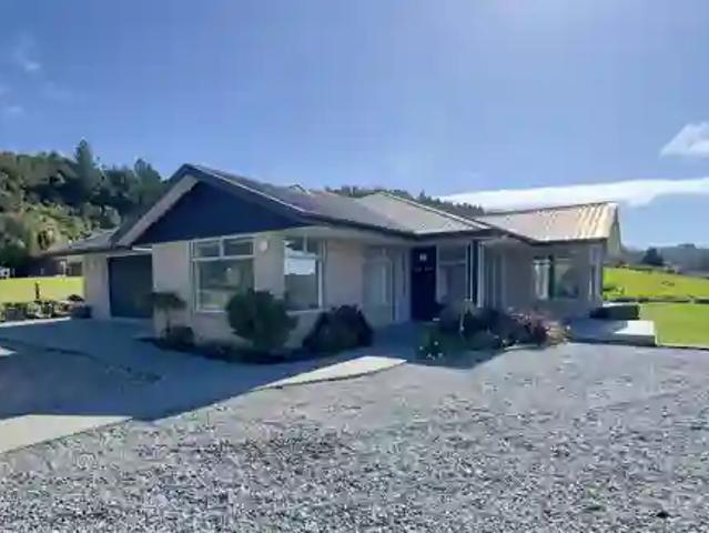 House for rent in Kaniere, West Coast
