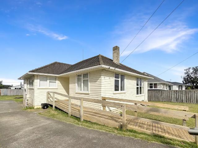House for rent in Wanganui District