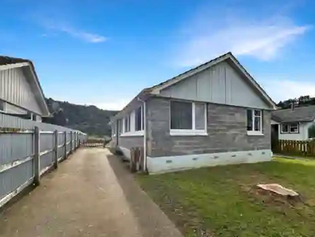 House for rent in Wanganui District