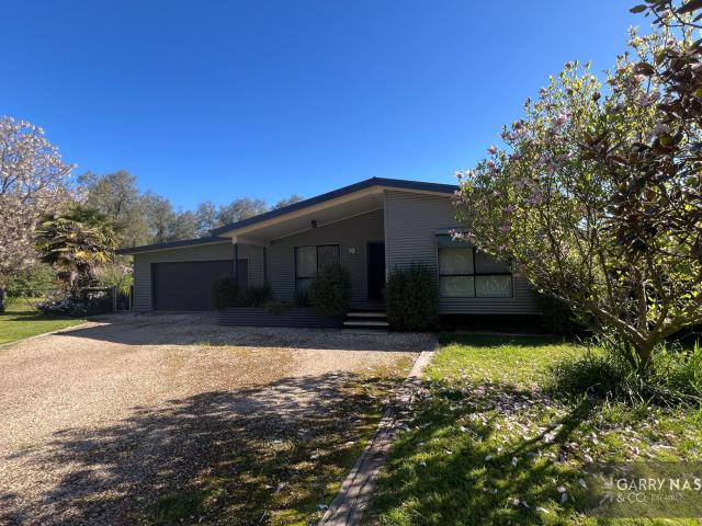 House for rent in Eldorado, Victoria