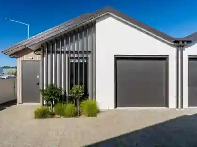 House for rent in Otakou