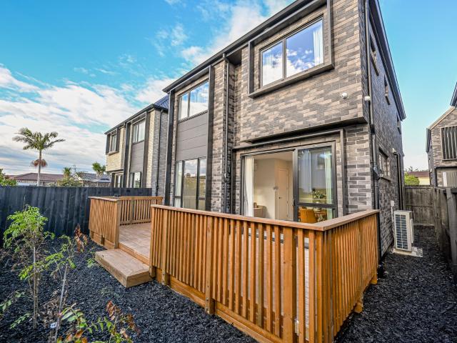 House for rent in Howick, Oroua County