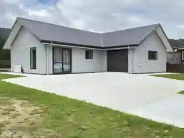 House for rent in Ross, West Coast