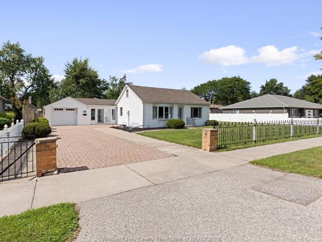 House for rent in Essex, Ontario