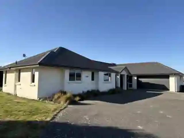 House for rent in Levels, Canterbury