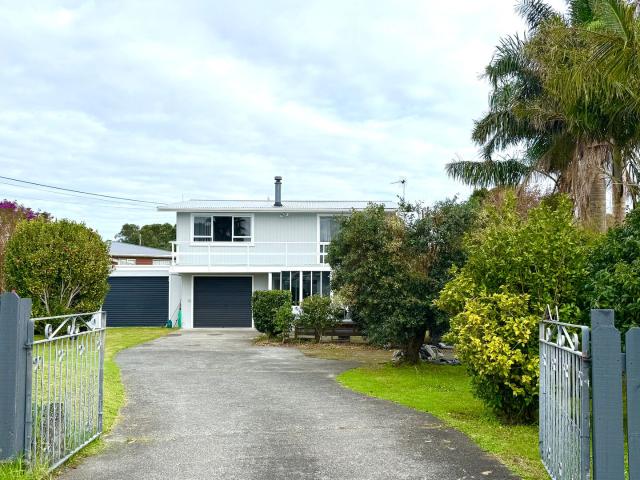 House for rent in One Tree Point