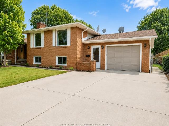 House for rent in Maidstone, Ontario
