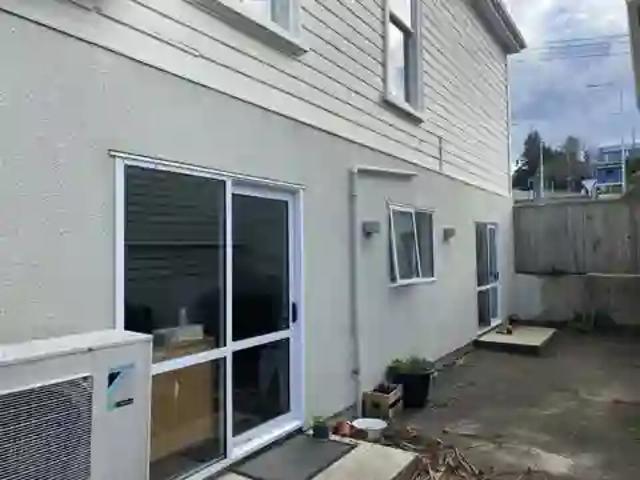 House for rent in Otakou