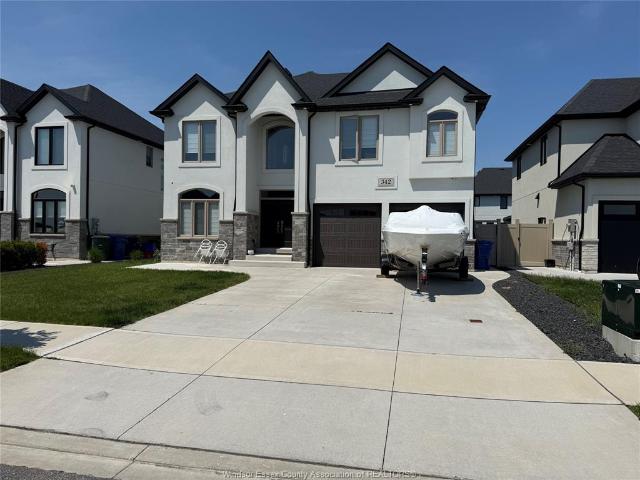 House for rent in Lakeshore, Ontario