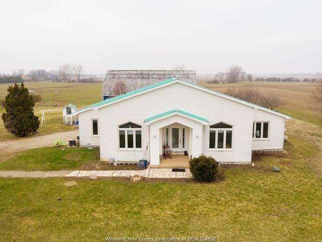 House for rent in Lakeshore, Ontario