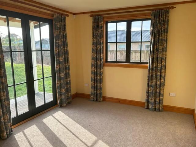 House for rent in Carterton