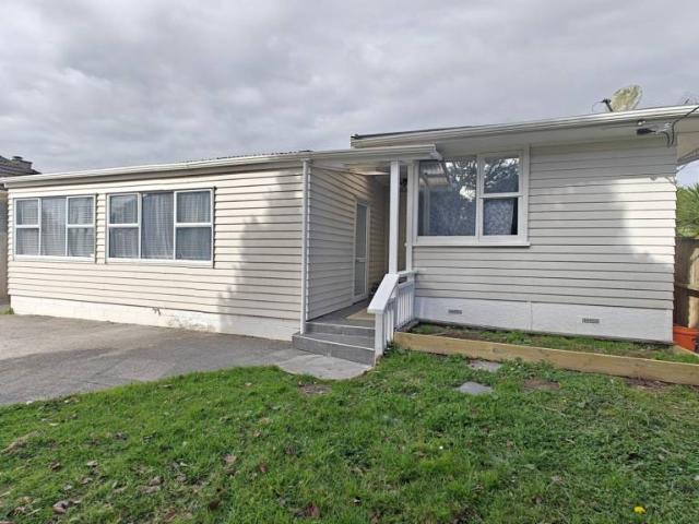 House for rent in Kelston, Oroua County
