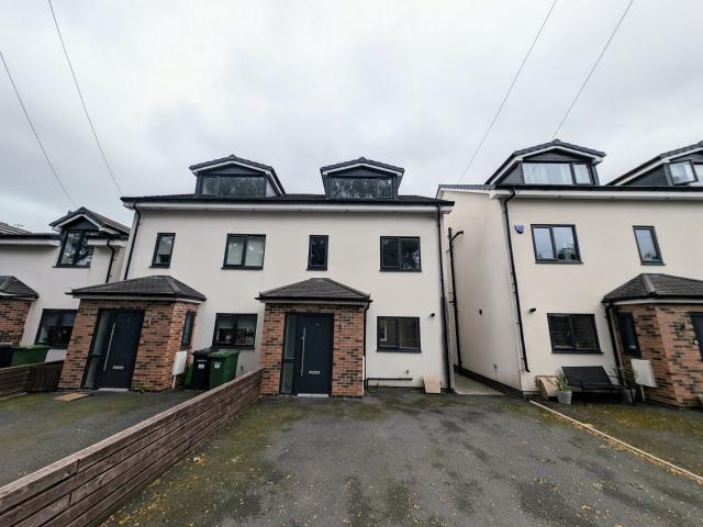 House for rent in Greasby, Wirral