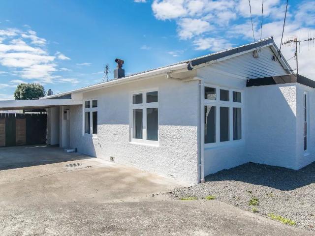 House for rent in Paraparaumu Beach, Wellington