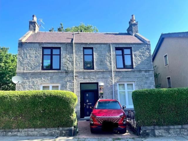 House for rent in Woodside, Ballindoch