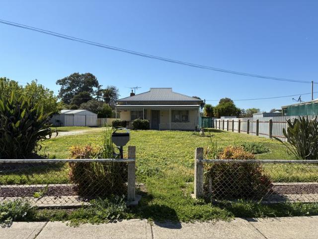 House for rent in Lavington, Albury