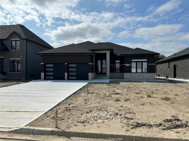 House for rent in Lakeshore, Ontario
