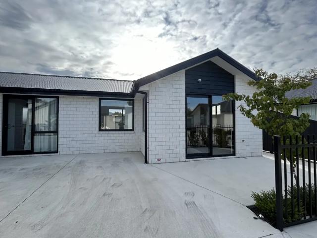 House for rent in Otakou