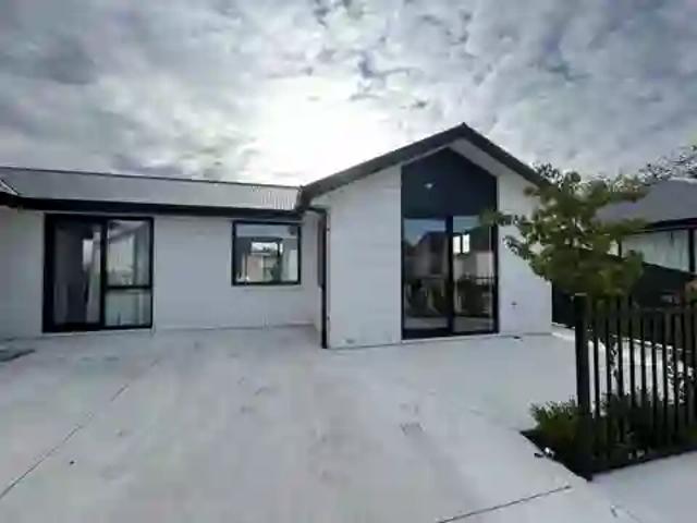 House for rent in Otakou