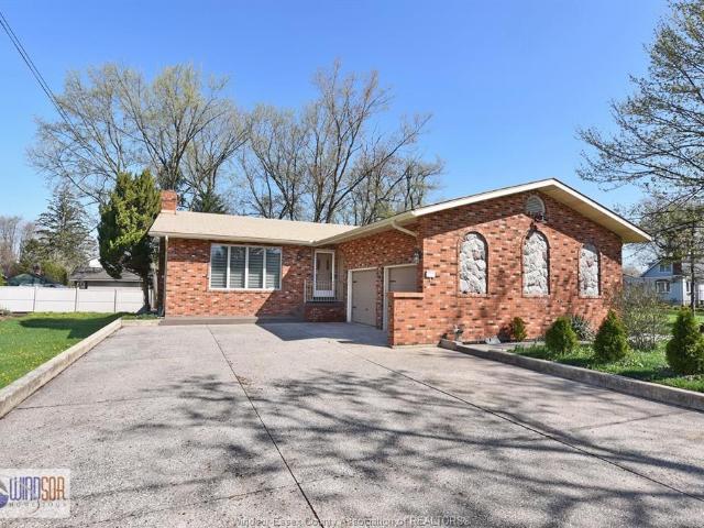 House for rent in Maidstone, Ontario