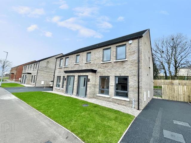House for rent in Ballyclare, County Antrim