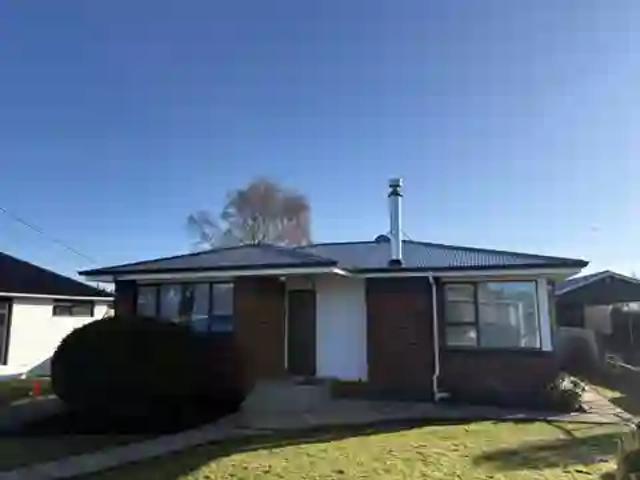 House for rent in Otakou