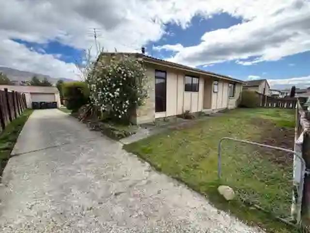 House for rent in Cromwell Community, Central Otago District