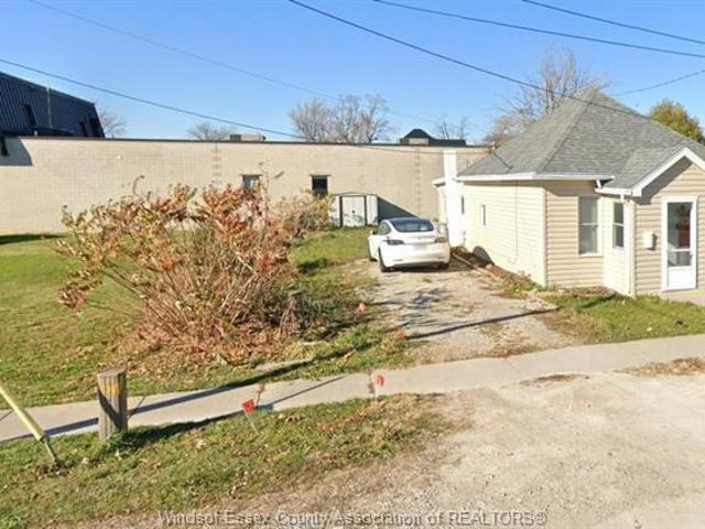 House for rent in Essex, Ontario
