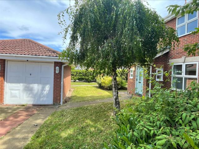 House for rent in Rossmore, Cheshire