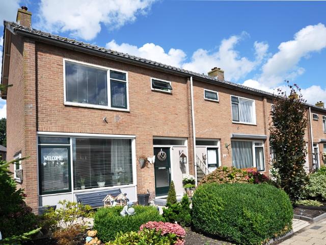 Woning te huur in Aarlanderveen, Zuid Holland