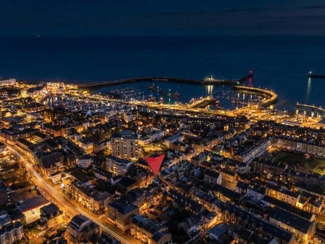 House for rent in West Cliff, Acol