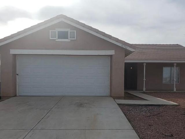 House for rent in Adelanto