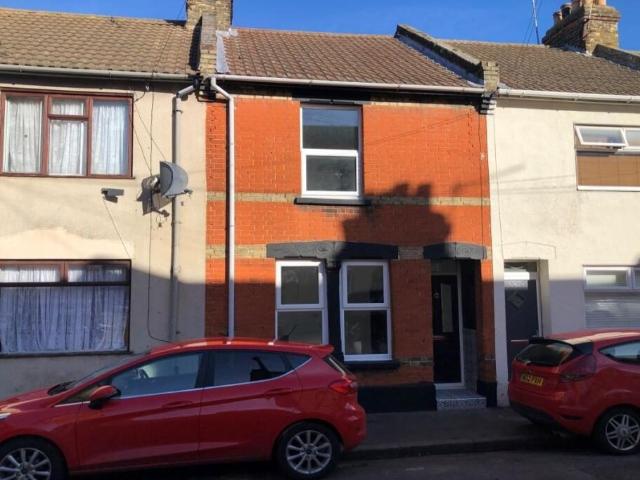 House for rent in Luton, Chatham