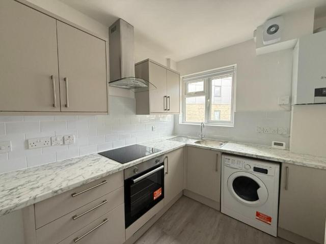 House for rent in London Borough of Ealing, Greater London